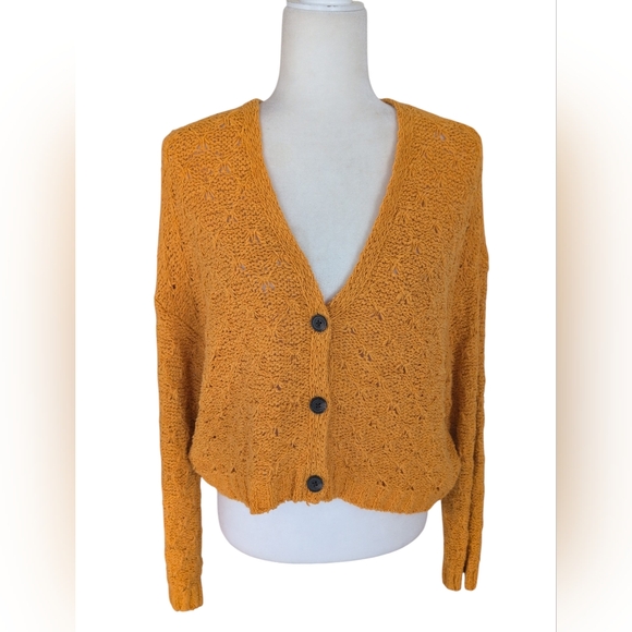American Eagle Sweaters - American Eagle Mustard Yellow Open Knit Cropped Cardigan Button Front Sweater M